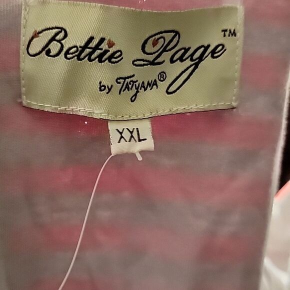 Bettie Page Gotcha Dress - Picture 4 of 4